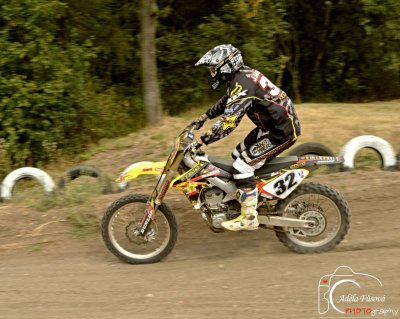 Motokrosový kemp