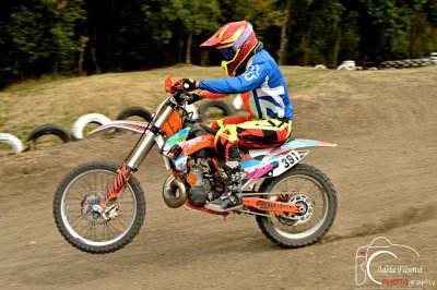 Motokrosový kemp