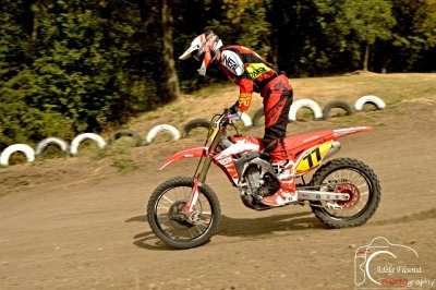 Motokrosový kemp
